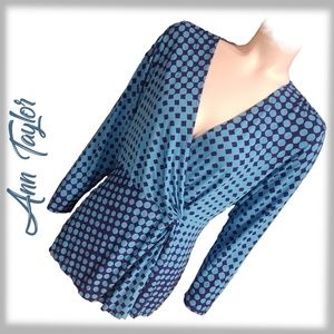 ANN TAYLOR Blue Polka Dot Top - L